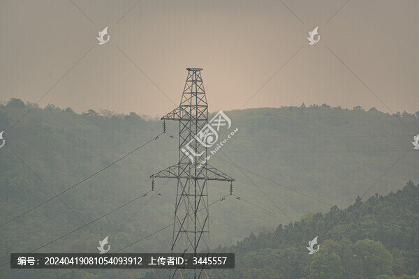 高山電力塔