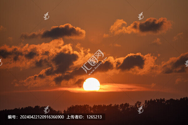 夕陽(yáng)日落
