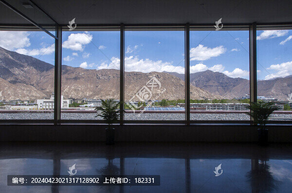 玻璃窗風(fēng)景