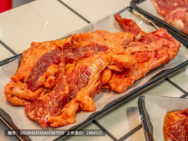 燒烤腌制五花肉