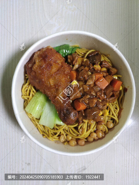 鹵肉拌面雞腿