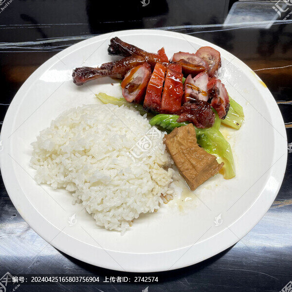 廣式雞腿飯