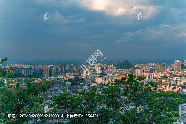 寧靜的興義市城鎮(zhèn)