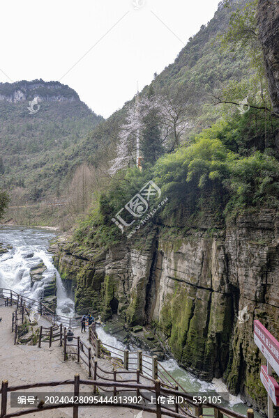 湖北利川騰龍洞