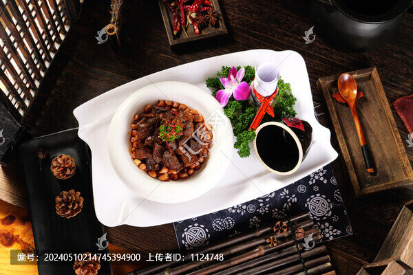 黑椒牛肉粒