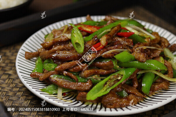 家常小炒肉