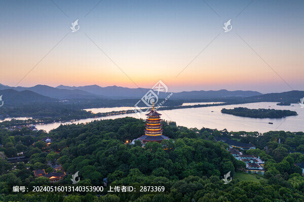 杭州西湖雷峰塔日落風(fēng)光