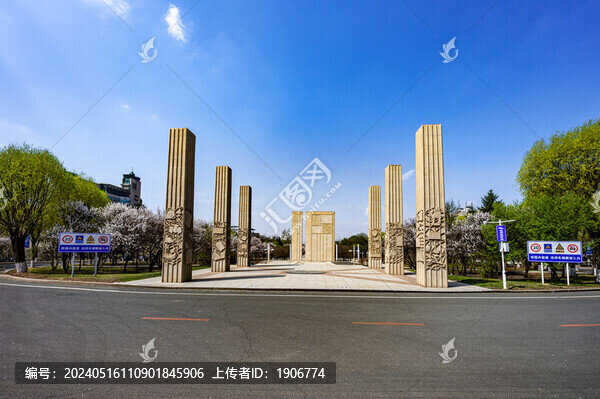 杏花盛開的長春吉林大學(xué)前衛(wèi)校區(qū)