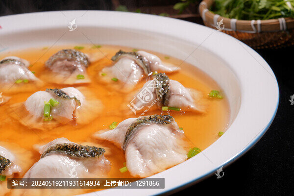 魚(yú)餃蒸蛋
