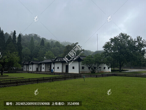 森林天空風(fēng)景房屋