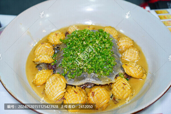 鮮鮑燜生態(tài)甲魚(yú)