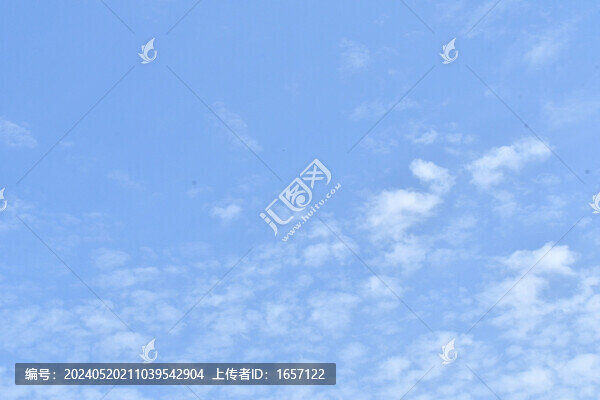 藍(lán)天散云