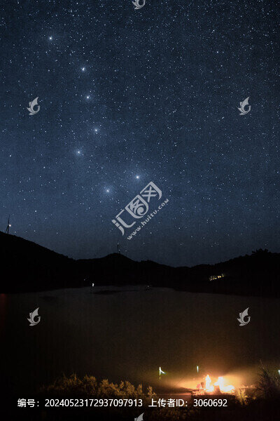 篝火與北斗七星