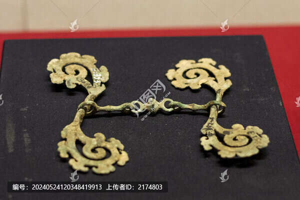 云紋銜鑣