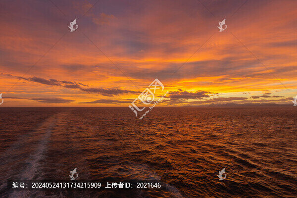 地中海日落晚霞海浪