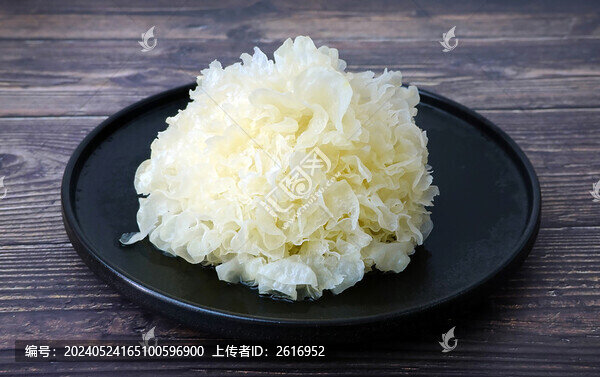 泡發(fā)銀耳