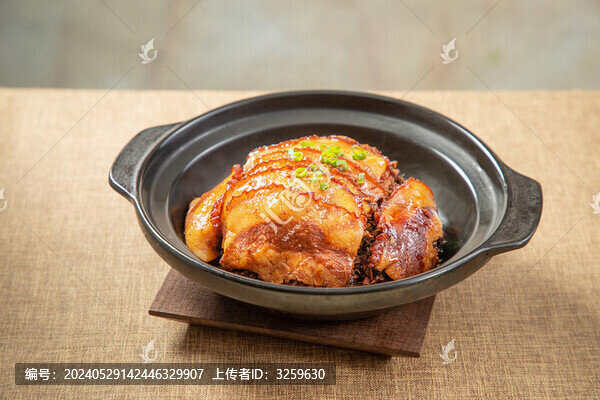 梅菜扣肉煲
