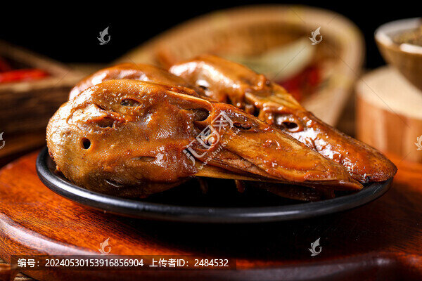 辣鹵鴨頭