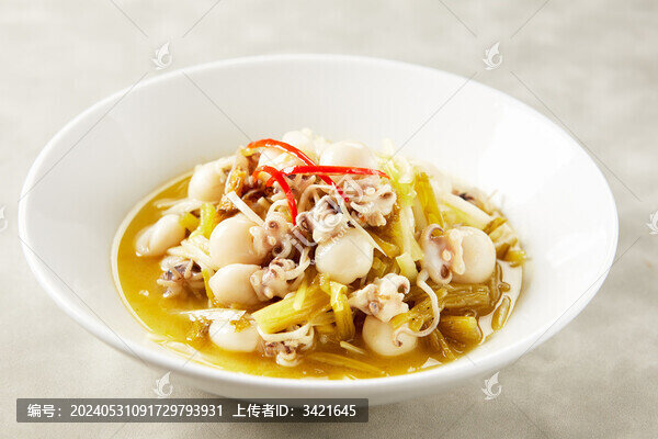 酸菜燒墨魚仔