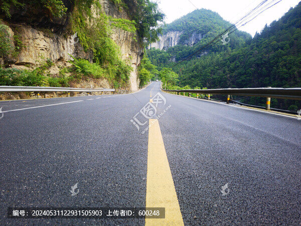 瀝青路