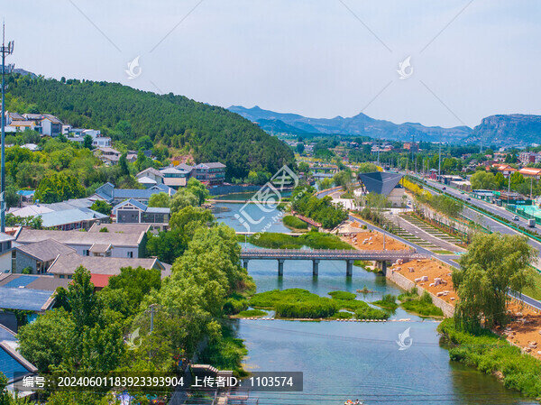 濟(jì)南大小門牙風(fēng)景區(qū)