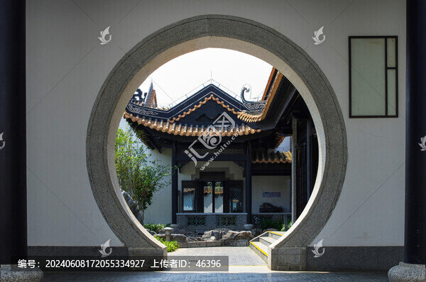 園林圓門