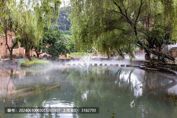 中國湖南江永古村落勾藍(lán)瑤寨景觀
