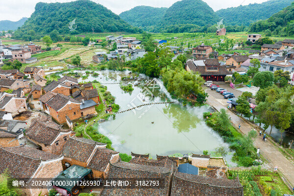 中國(guó)湖南江永古村落勾藍(lán)瑤寨景觀