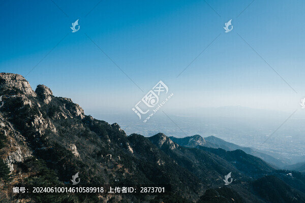 山東泰山景區(qū)玉皇頂風(fēng)光