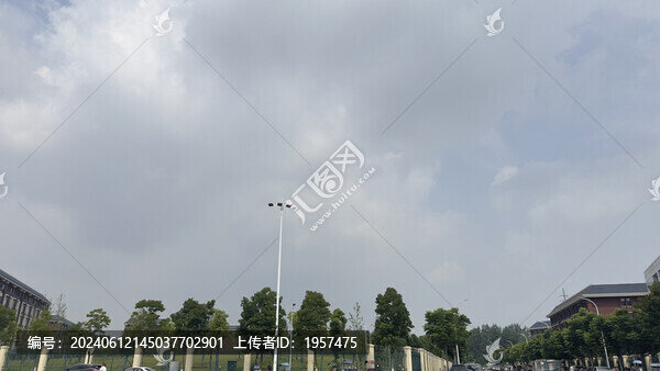 天空