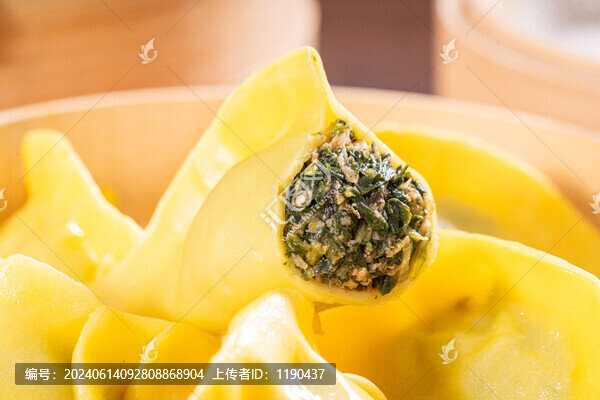 山野菜蒸餃