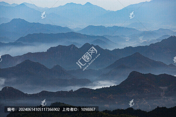 遠(yuǎn)山入黛
