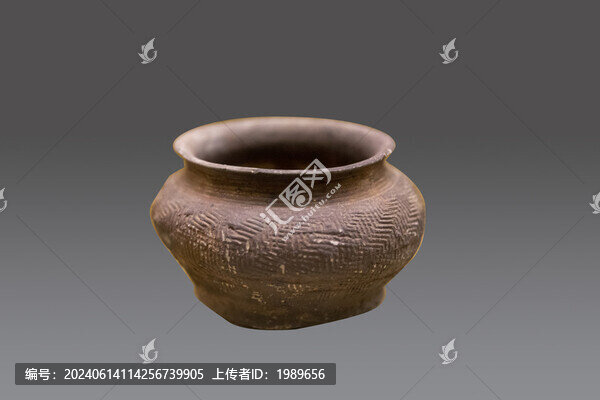 西周曲折紋硬陶罐
