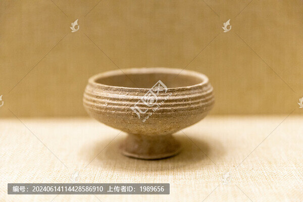 西周原始瓷豆