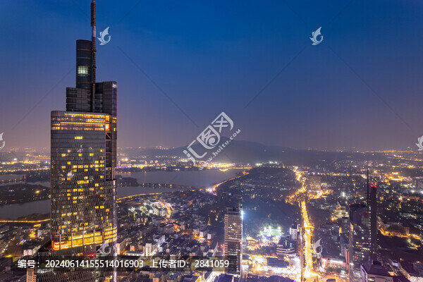 中國江蘇南京地標建筑夜景航拍