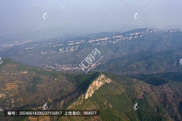 山東濟南南部山區(qū)自然風(fēng)光