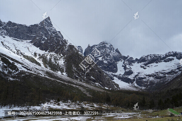 雪山