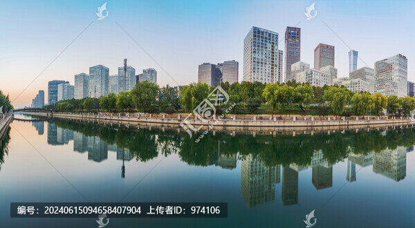 北京現(xiàn)代建筑和通惠河風(fēng)光