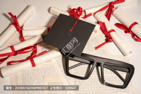 畢業(yè)季畢業(yè)