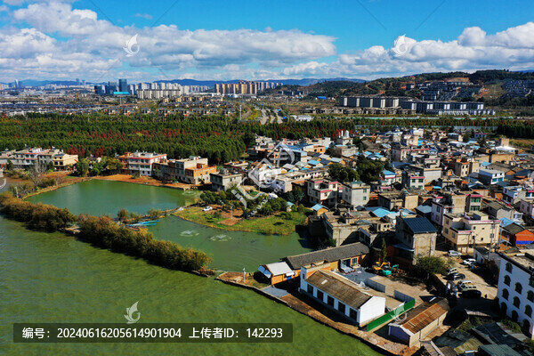 滇池風(fēng)光