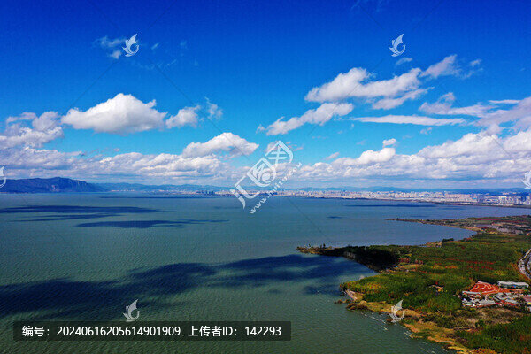 滇池風(fēng)光