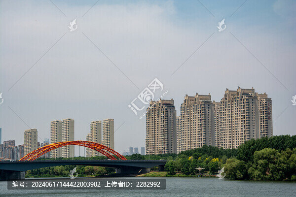 城市跨河景觀大橋