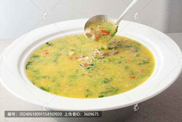小米煨牛腩