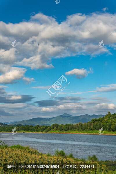 夏日風(fēng)光
