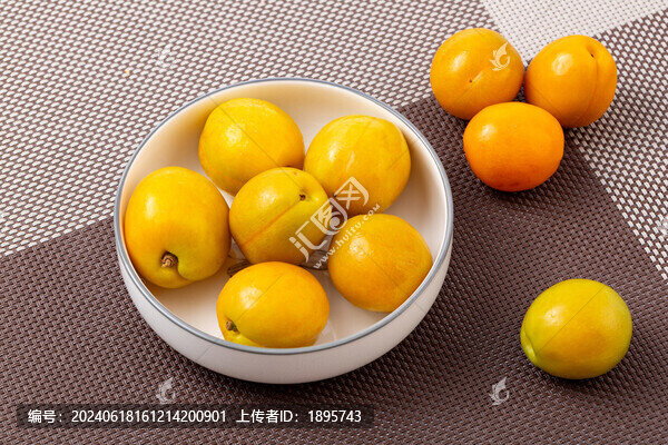 珍珠油杏麥黃杏水果
