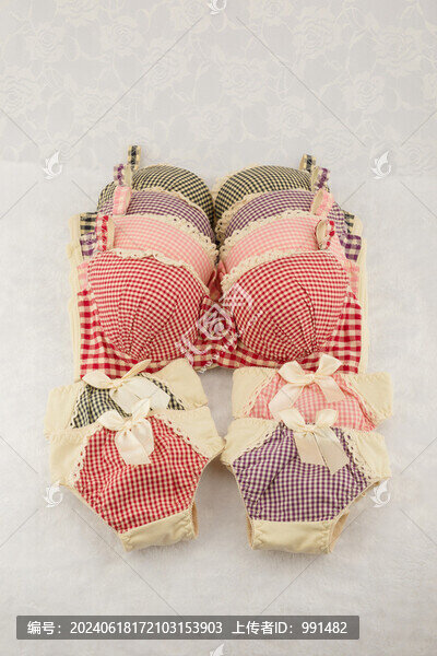 彩色女士內(nèi)衣套裝