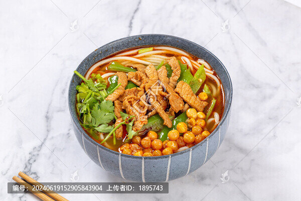青椒肉絲米線(xiàn)