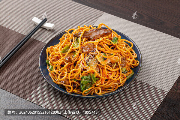 老干媽牛肉炒面