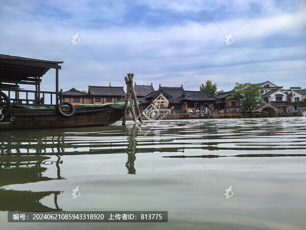 錦溪古鎮(zhèn)水波蕩漾