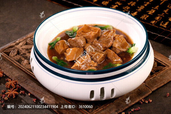 黃燜牦牛腩